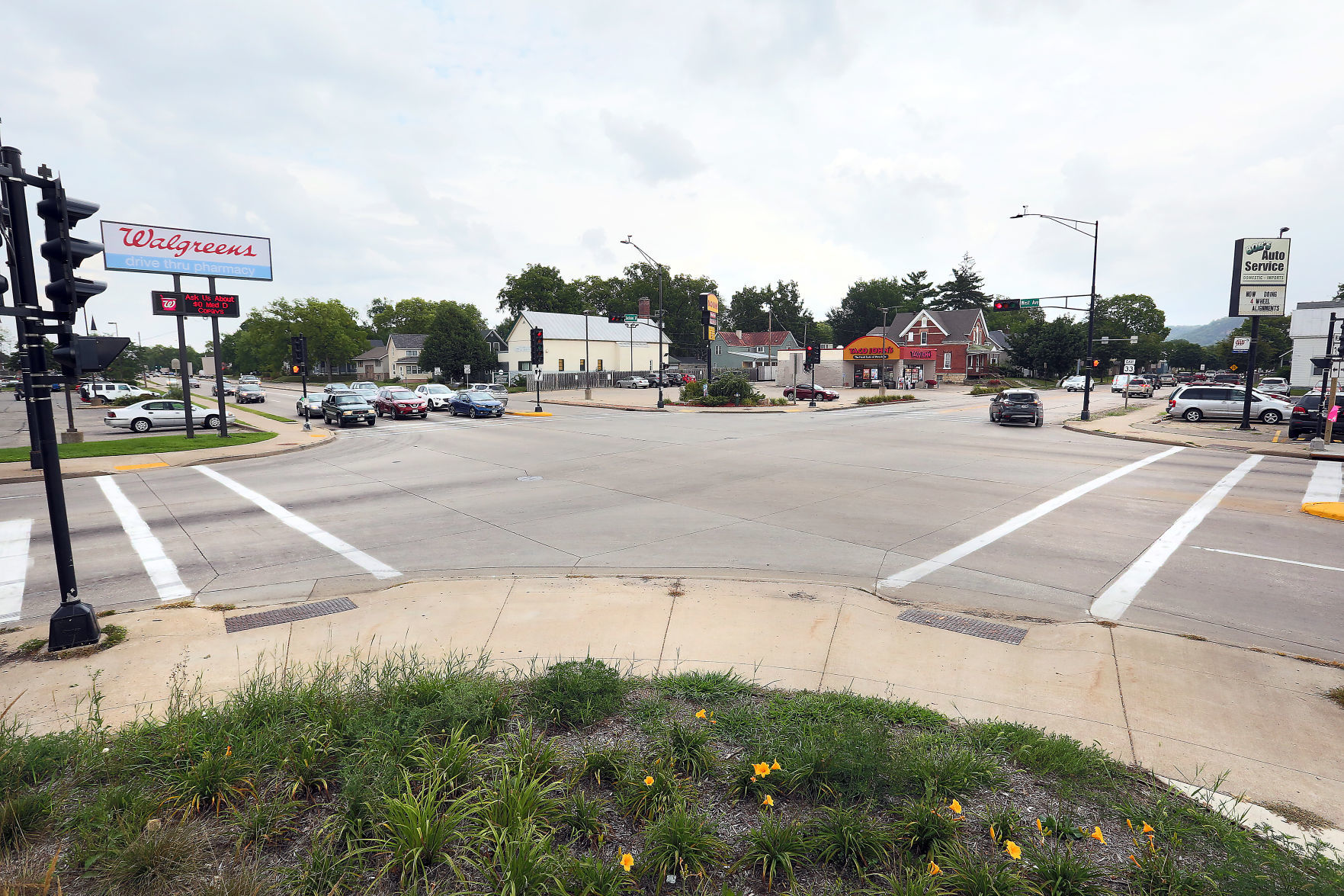 West Avenue (Hwy. 35) and State Road (Hwy. 33) — 73 crashes